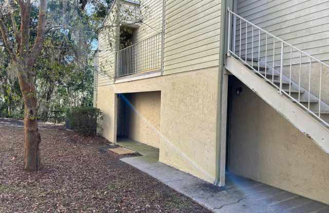 Walk to Campus from your Downstairs Flat photos photos