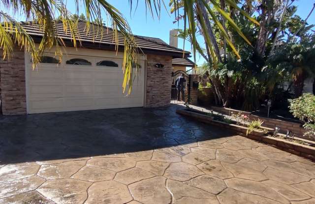 Upgraded Two Story Home - Bay Ho - View Lot - Central AC photos photos