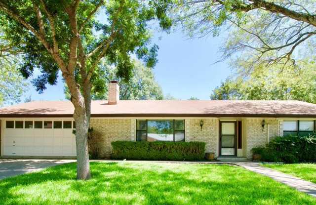 129 Crestwood 2bed 2bath photos photos