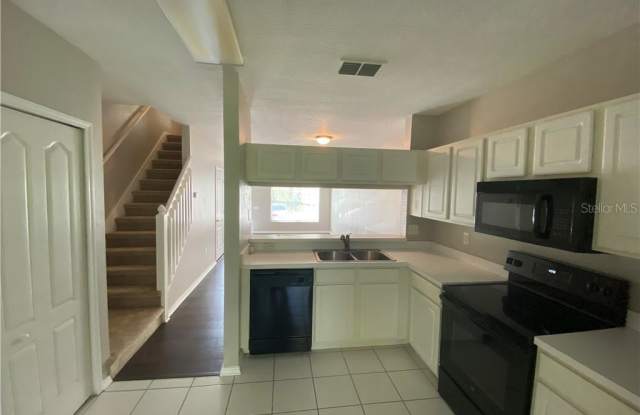 1316 STANDRIDGE DRIVE Gallery 2