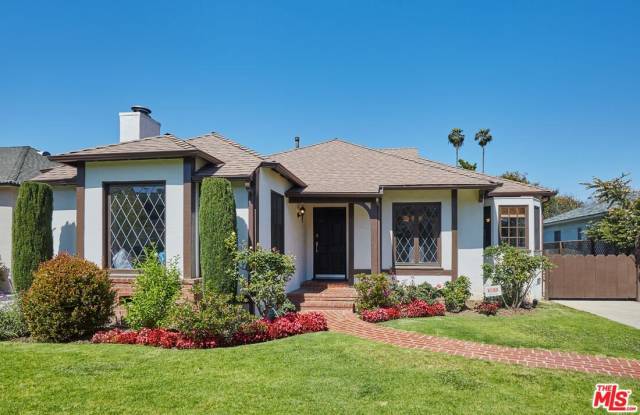 1930 S BENTLEY Ave Gallery 1