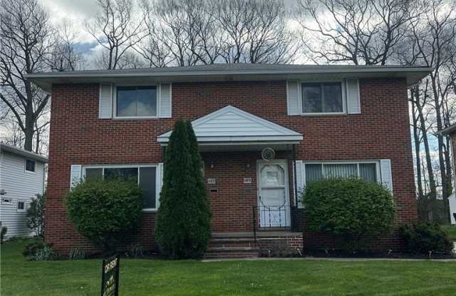 1187 Bonnie Lane photos photos