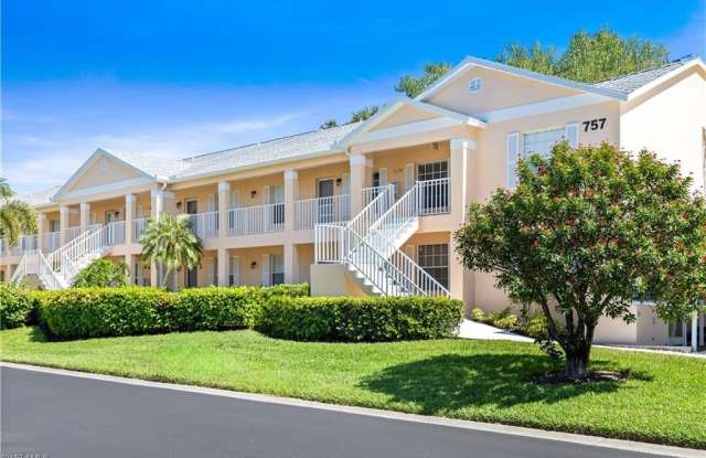 757 Wiggins Lake Dr unit: 106 photos photos