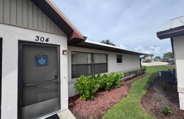 304 villaway Gallery 1