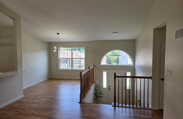 2205 Ashton Hills Ct Gallery 3