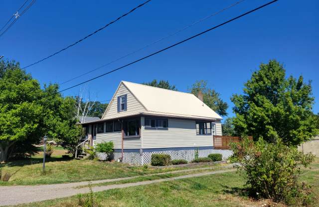 1494 Thompson Rd - 1494 Thompson Road, Venango County, PA 16323