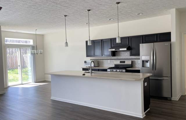 BLACKTHORNE SUBDIVISION photos photos