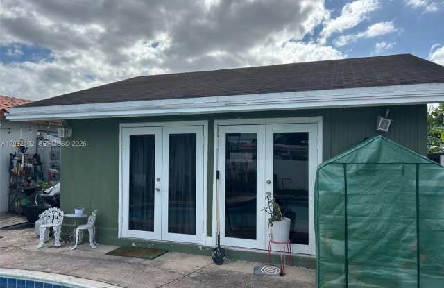 12765 SW 19th St photos photos