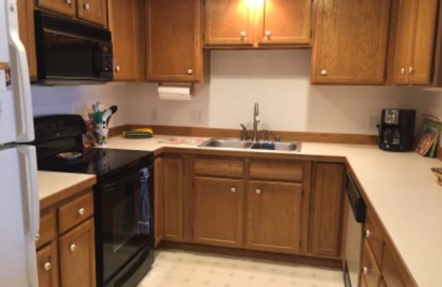 3935 226th Pl SE - 3935 226th Place Southeast, Issaquah, WA 98029