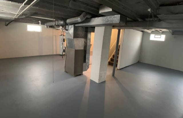 2560 South 77th Street Gallery 2