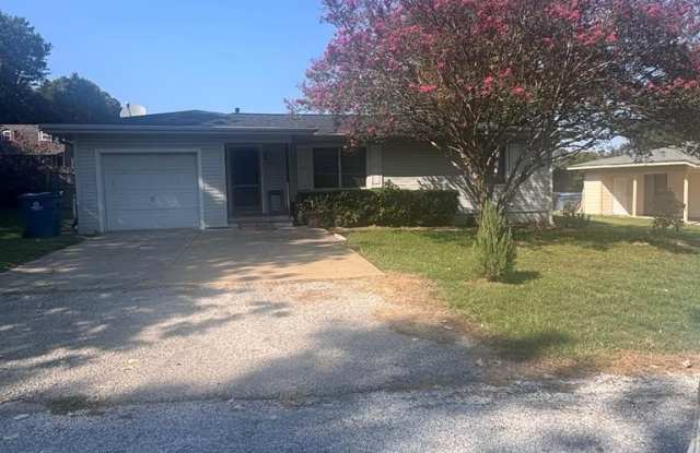 110 Rosedale Dr photos photos