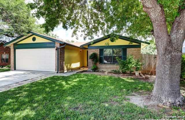 658 CYPRESSCLIFF DR Gallery 2