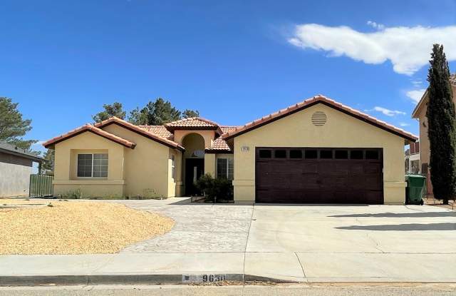 Highly Desirable Golf Course Neighborhood photos photos