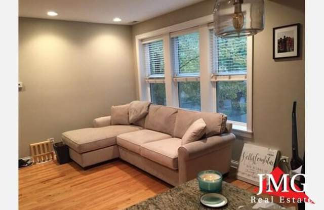 1636 West Grace photos photos
