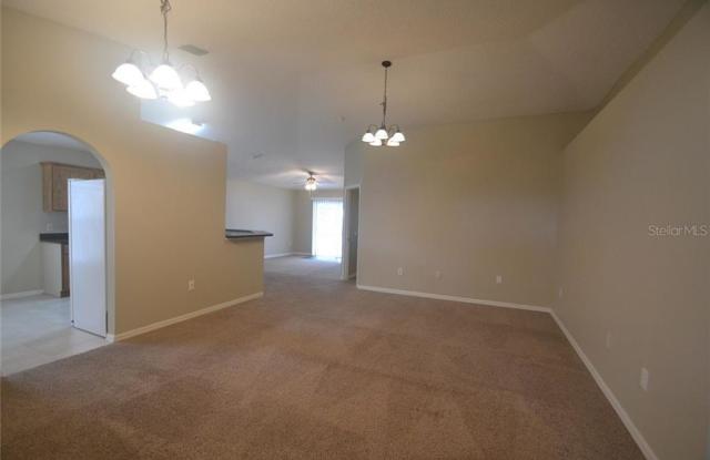 398 REGAL DOWNS CIRCLE Gallery 3