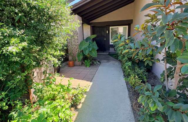 THIS HOUSE IS SPLIT  in a quiet Rancho Cucamonga neighborhood Gallery 3