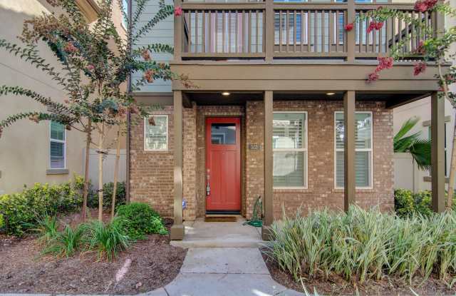 4-Bed Detached Home in Gated Santa Ana Community Gallery 3