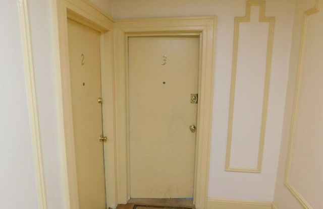 305 Milburn Avenue Gallery 2