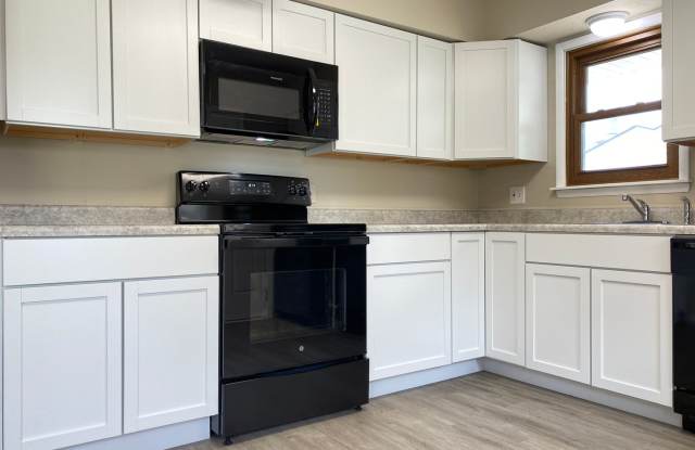 3 Bedrooms 2 Full Bathrooms Finished Basement for Rent Gallery 3