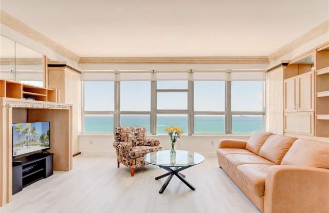 4925 Collins Ave photos photos