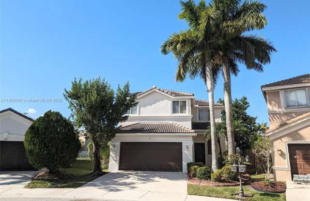 911 Phoenix Way photos photos