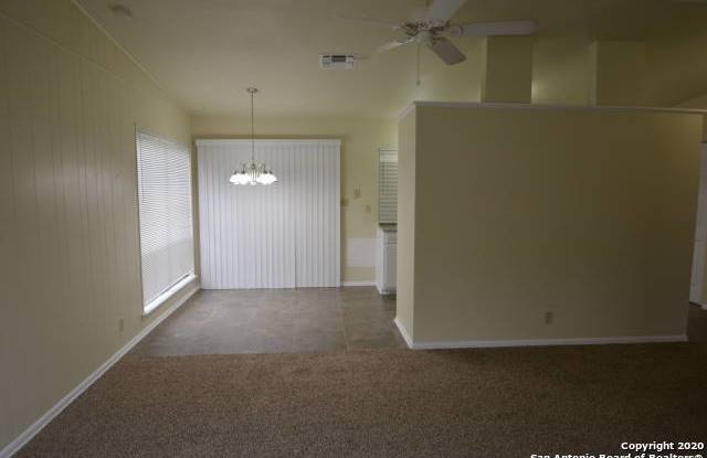 12321 TRAILING OAKS ST Gallery 3