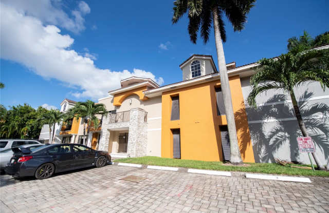 64 Isle Of Venice Drive unit: 26 photos photos