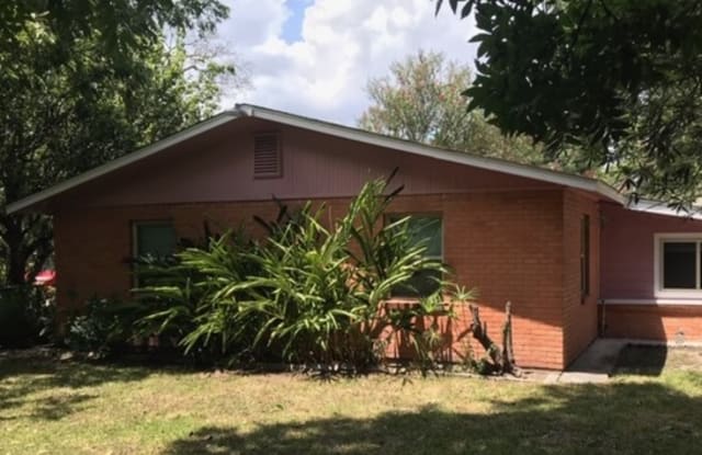 1210 Erin St - 1210 Erin Street, Houston, TX 77009