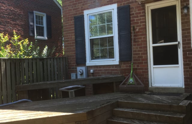 4641 30th Rd S - 4641 30th Road South, Arlington, VA 22206
