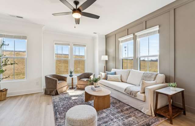 2 BR/2.5BA | Modern Townhome| 2-Car Garage + rooftop terrace Gallery 4