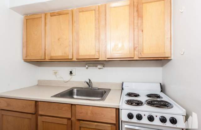 531 W Arlington Pl photos photos