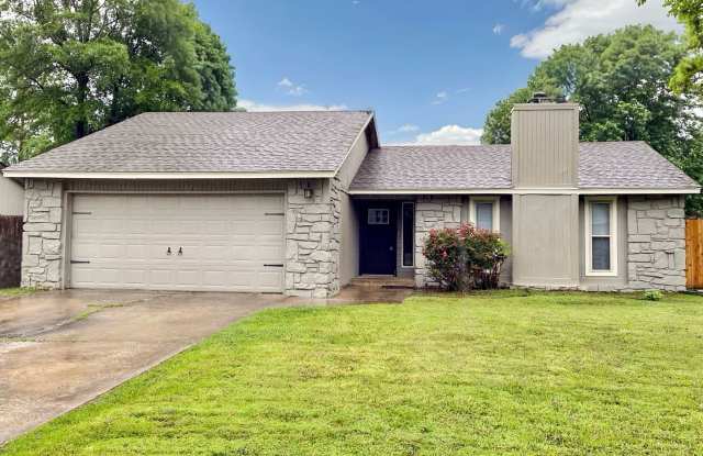 Stylish & Convenient 3/2/2 Home in Jenks photos photos