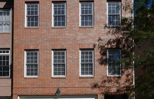 12013 Montrose Park Pl. Gallery 2