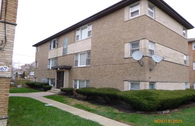 2063 135th Pl Apt 2 photos photos