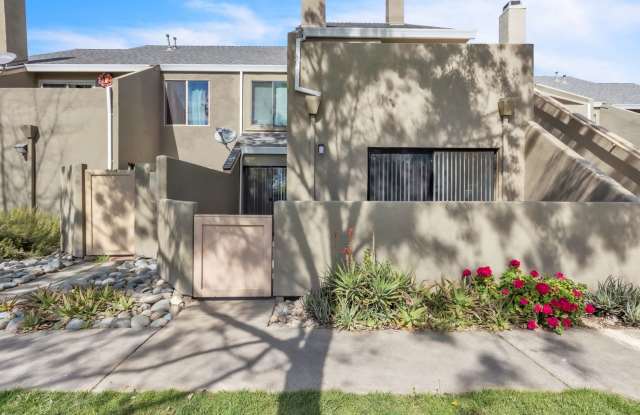 1BR/1BA w/ Private Patio + Garage in Sacramento photos photos