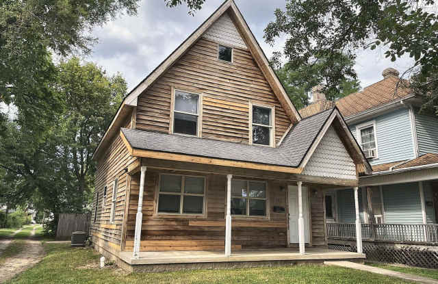4 Bed / 2 Full Bath Two-Story Home — Covered Front Porch, Detached Garage, Central Air photos photos