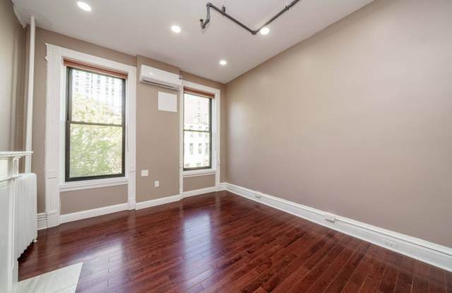 211 W 122nd Street Gallery 2