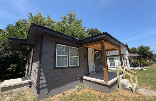 Spacious 3-Bedroom, 1-Bath Home | 968 Sq. Ft. | $1,200/Month | Section 8 Welcome photos photos