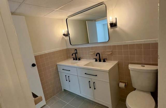 316 WHITE HORSE PIKE, 102 photos photos