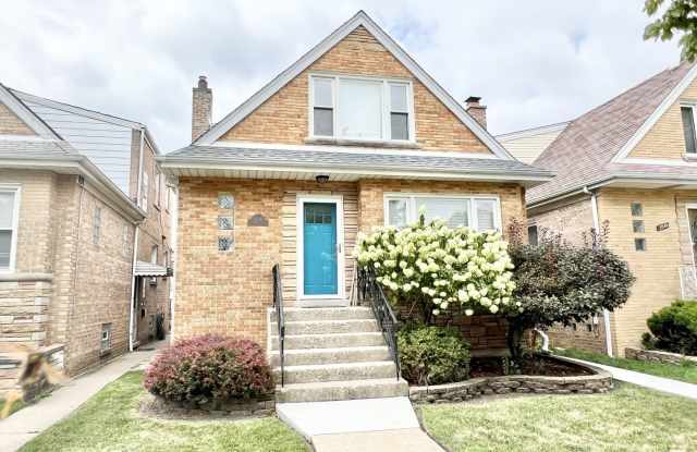 5536 N Major Avenue photos photos