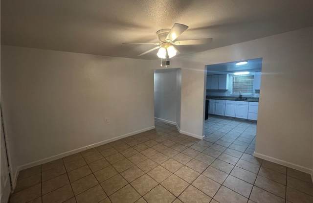1009 Hackberry Street unit: B - 1009 Hackberry Street, San Marcos, TX 78666