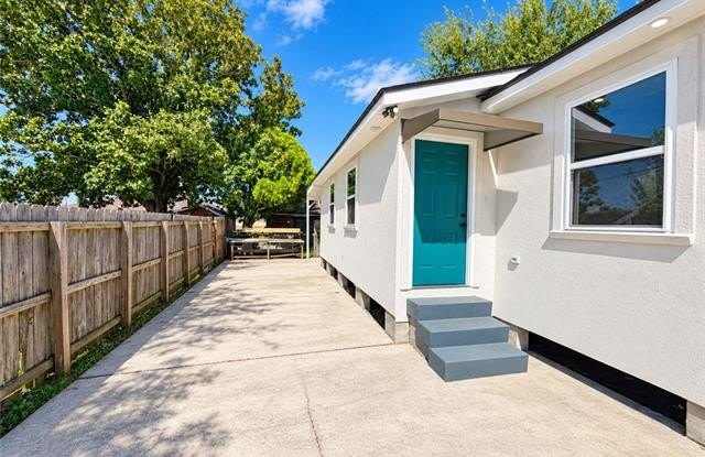 4541 LIGUSTRUM Street Gallery 2