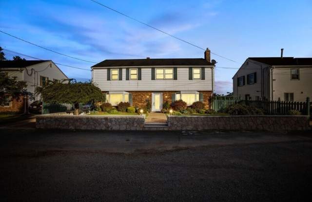 21 Swan Ave photos photos