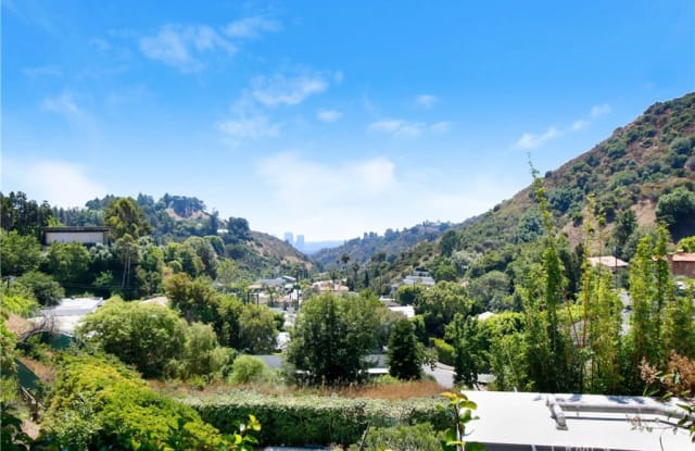 2280 San Ysidro Drive - 2280 San Ysidro Drive, Los Angeles, CA 90210