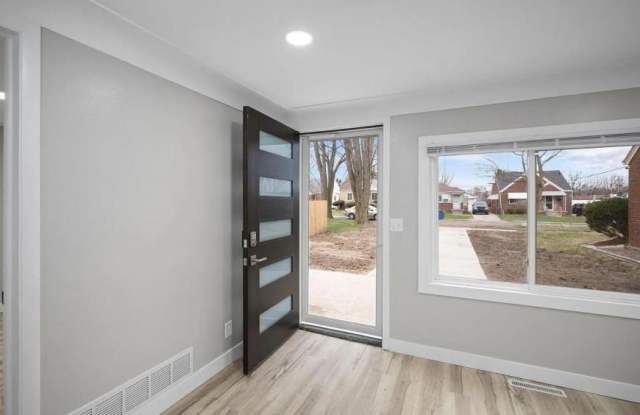 514 Conrad Avenue Gallery 3