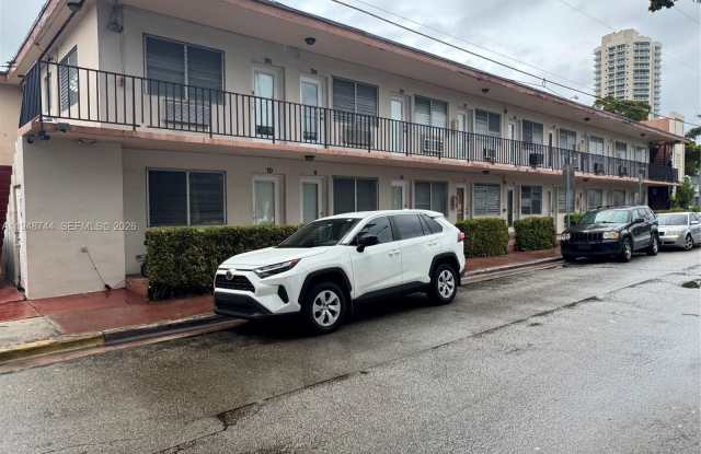 7300 Harding Ave photos photos