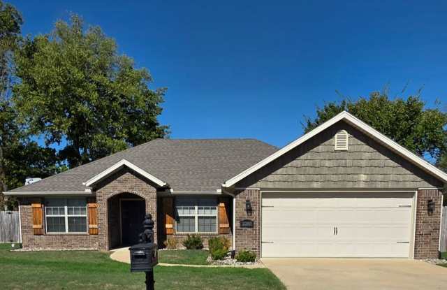 4-Bedroom Home with Fenced Yard & 2-Car Garage Gallery 1