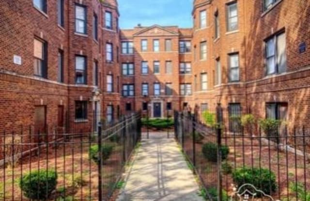 7600 S Essex Ave 201 - 7600 South Essex Avenue, Chicago, IL 60649