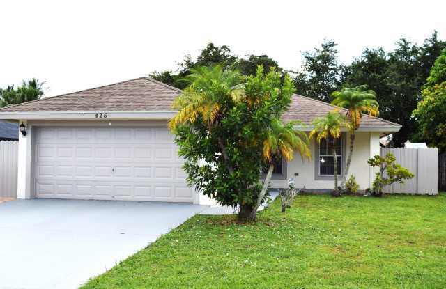 425 PERRY Avenue photos photos
