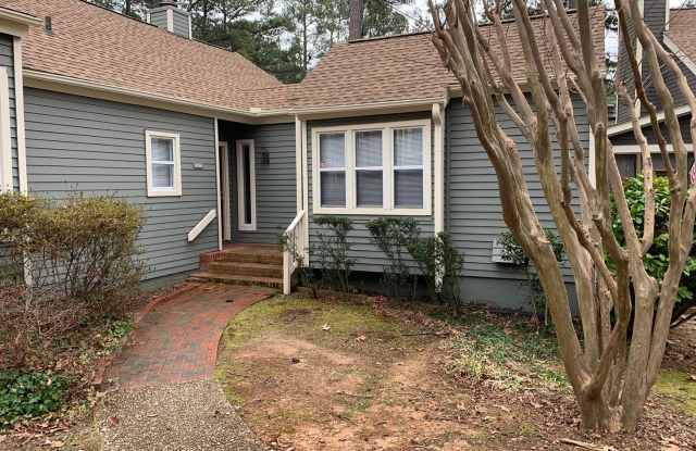 Great condo, GREAT PRICE! APPLY NOW!! photos photos